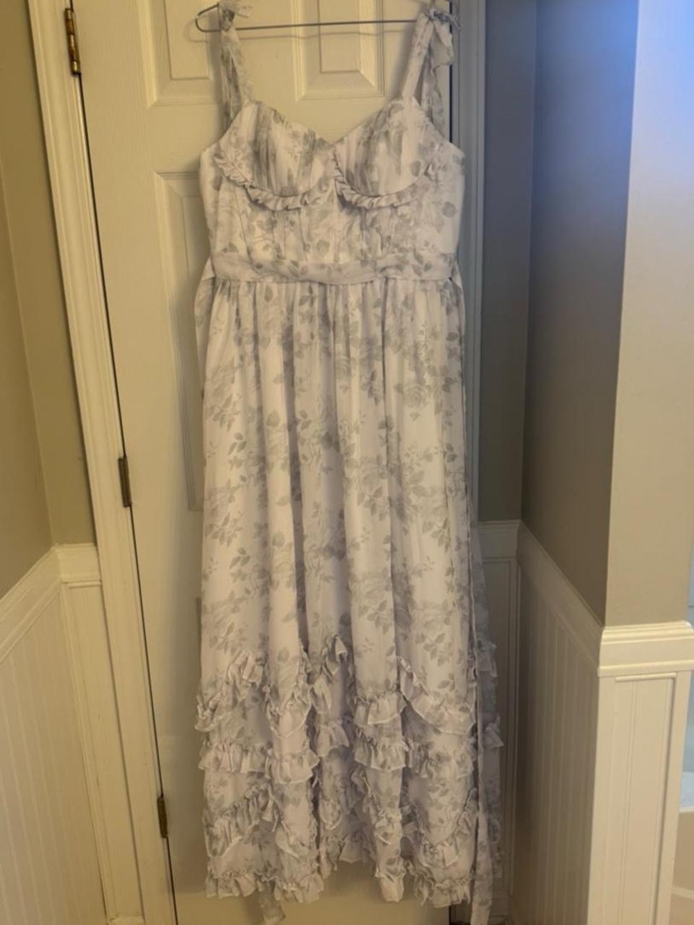 Women’s blue and white Floral Ruffle Maxi Dress